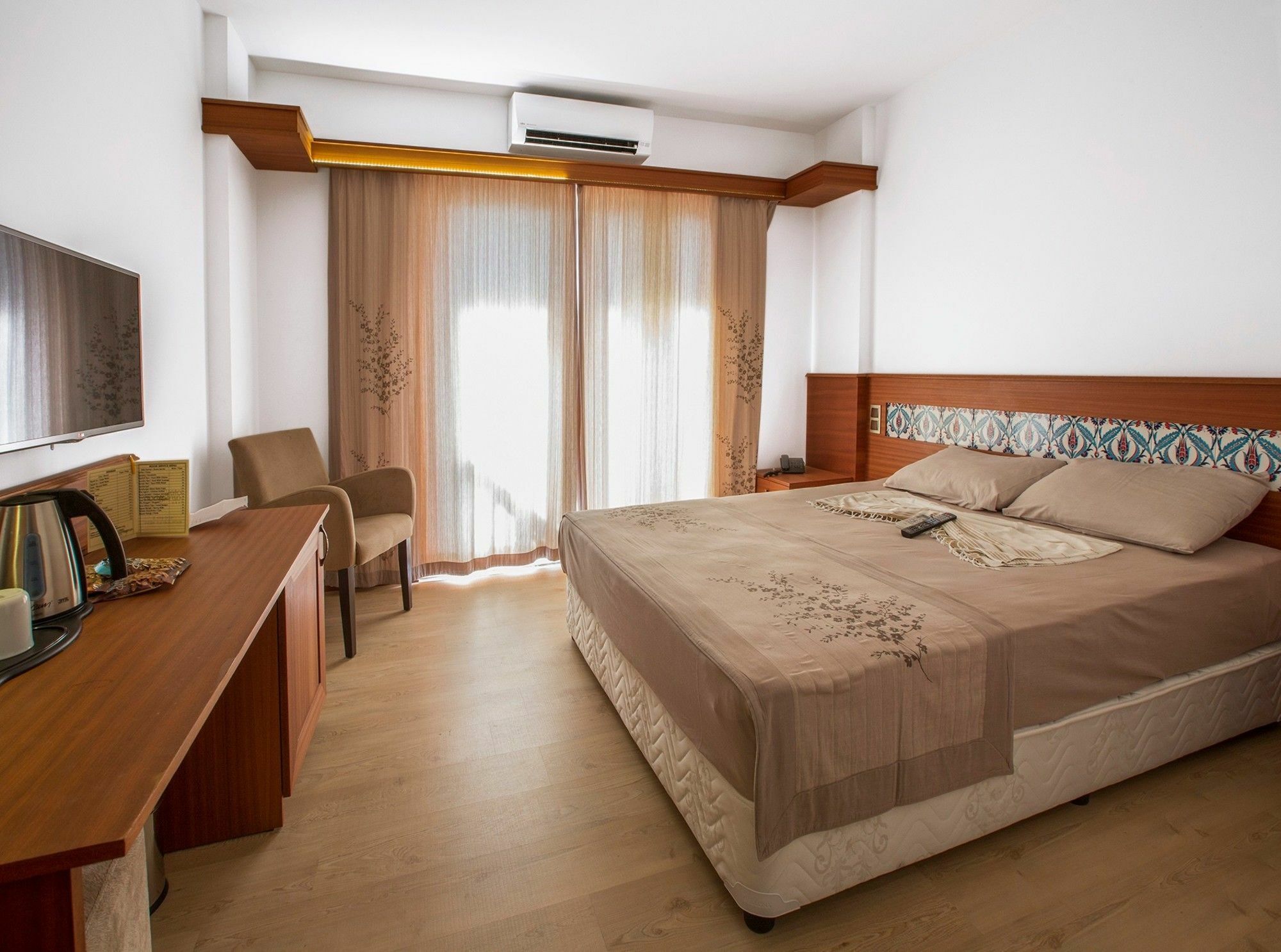 Hotel Azmakhan Акьяка Экстерьер фото